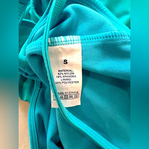 Girls, Tye-Die, One Piece, Swim Suit. Size S - Picture 3 of 3